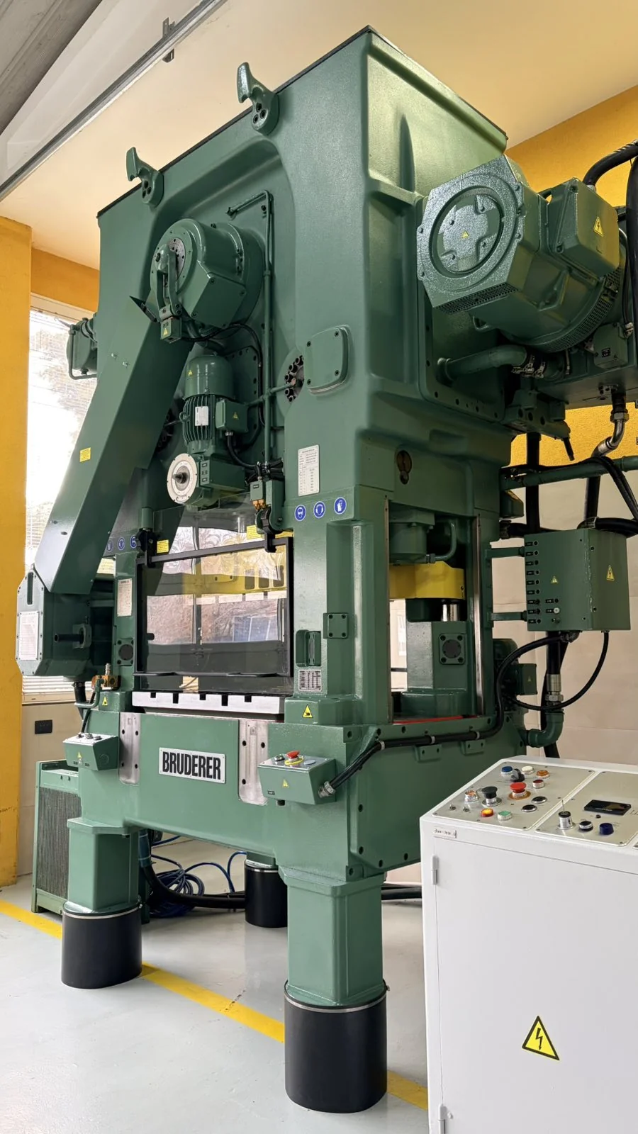 Bruderer BSTA 80 2