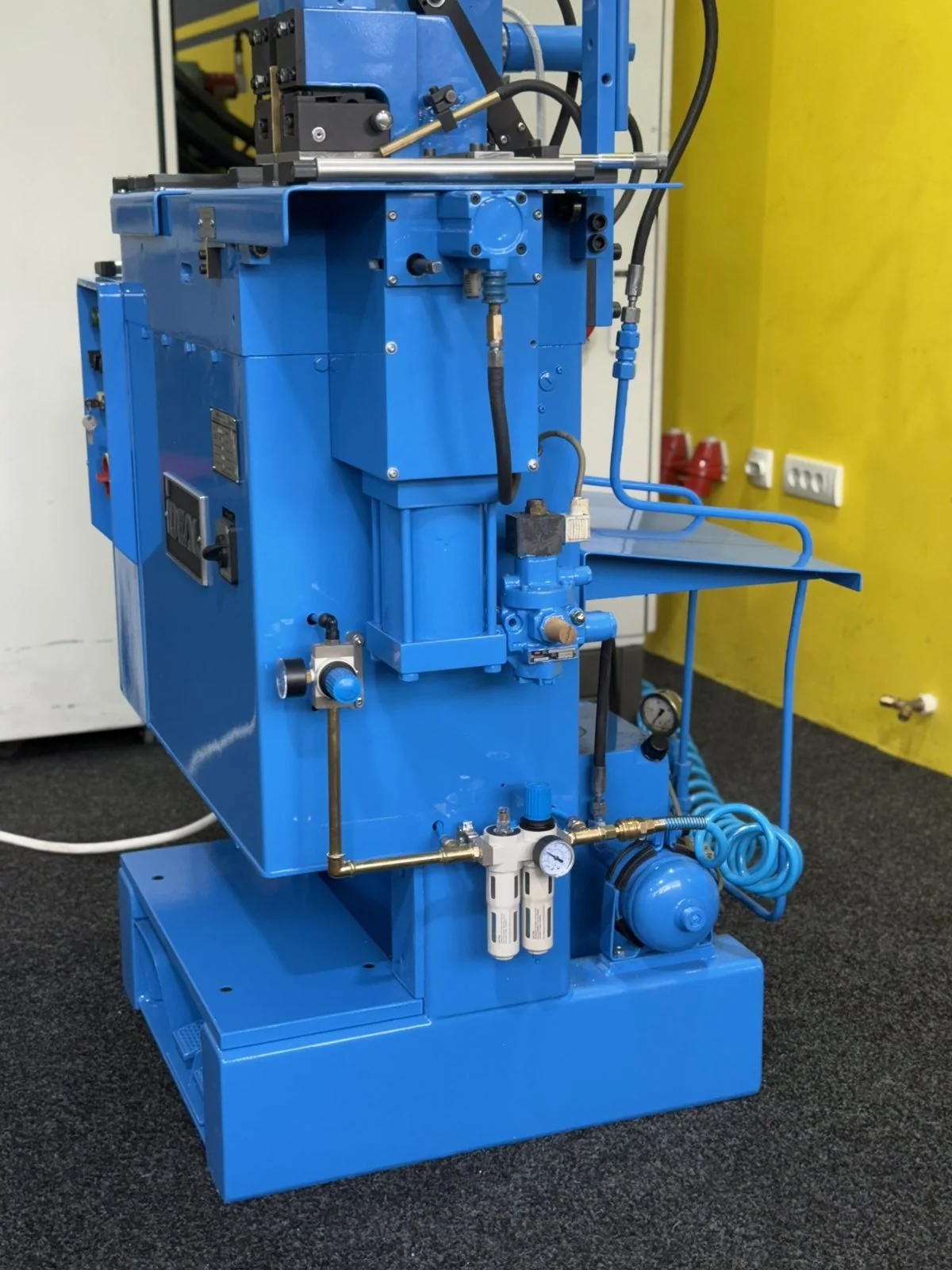 iDEAL BAS 100 6