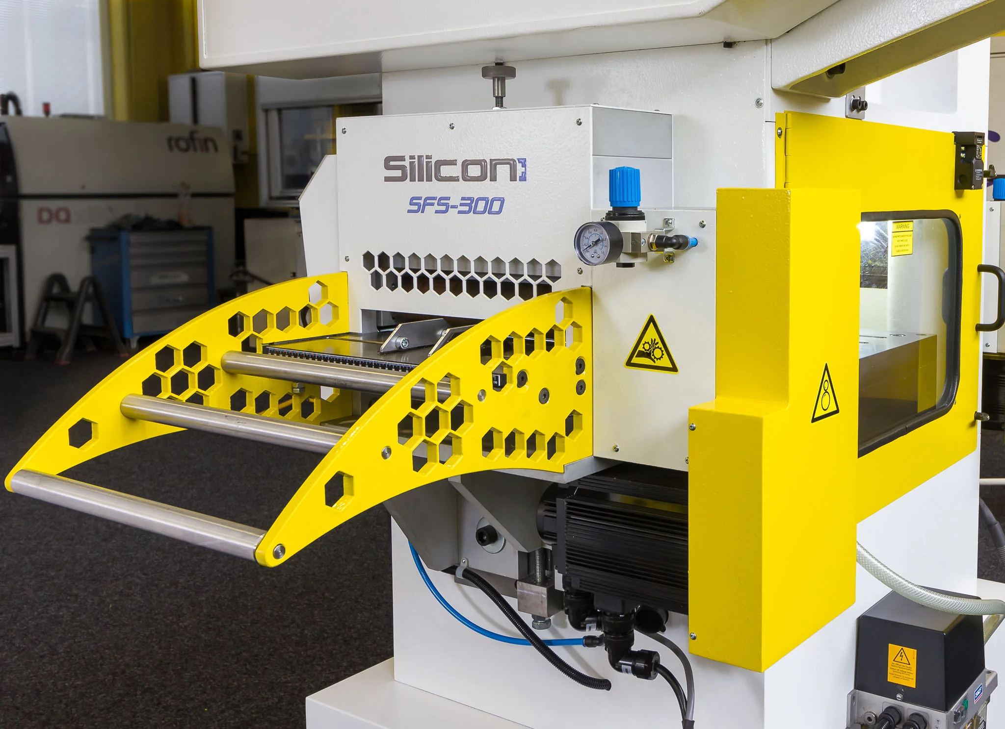 Silicon+ SFS Servo Feeder 11