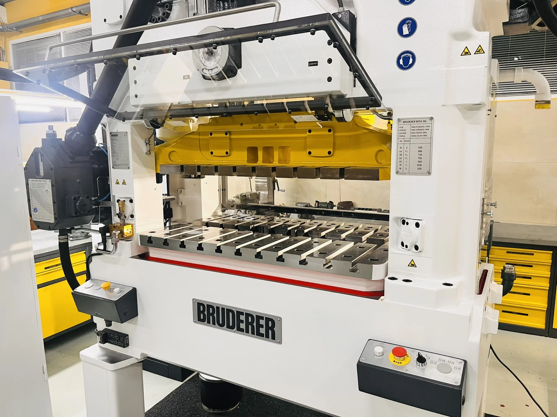 Bruderer BSTA 50 USL 4