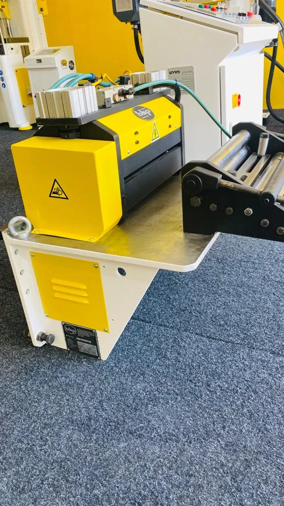 BHP SP 406 / 1.6 RF Servo feeder 1