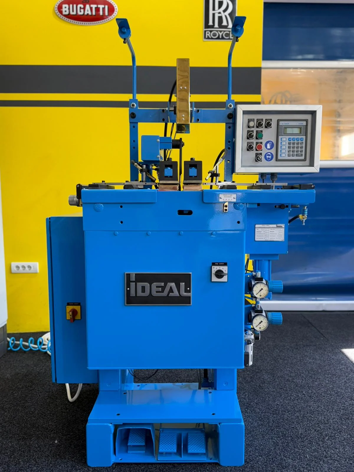 iDEAL BAS 051 2
